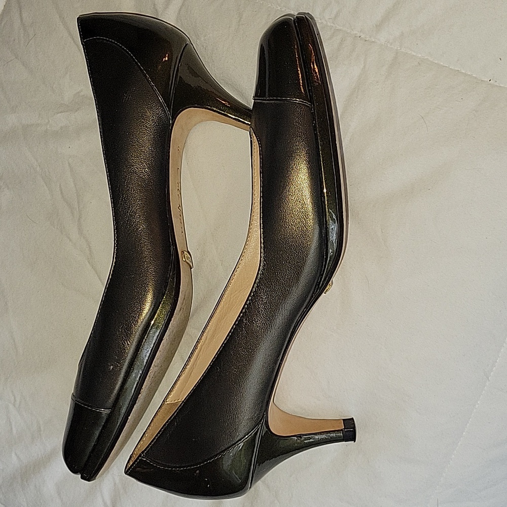 Cole Haan Women's Olive Green Heels - Picture 3 of 12